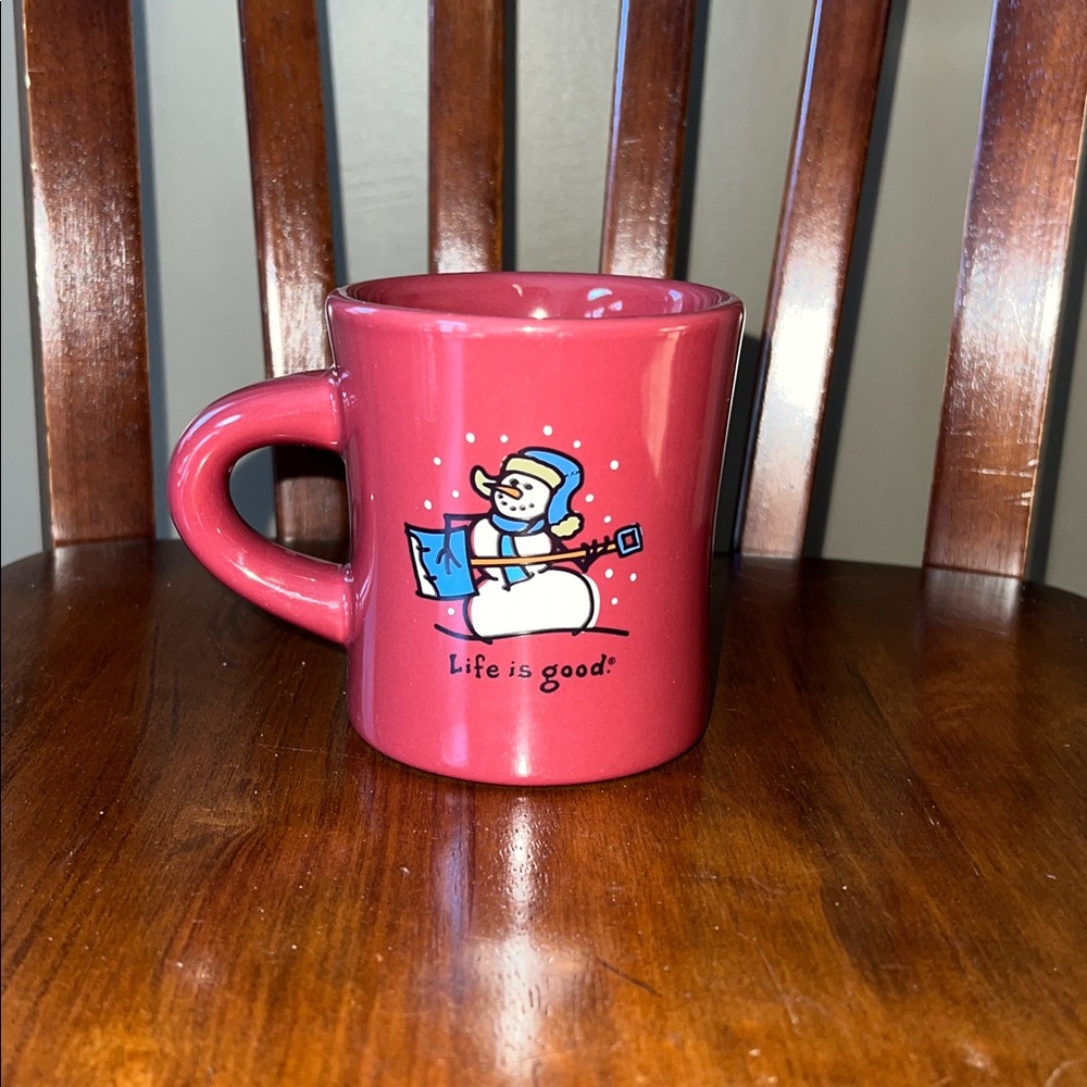 Life is Good mug EUC Snowman Winter
